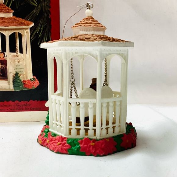 1996 Our Christmas Together - Gazebo - Picture 4 of 5